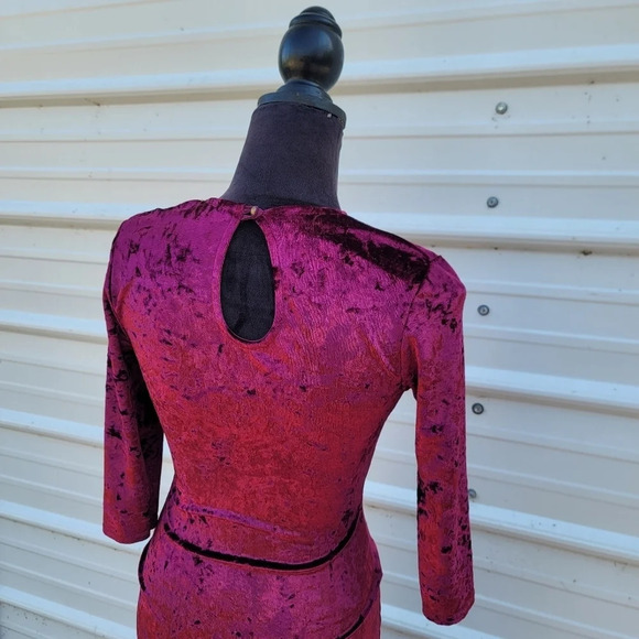 ASOS Club L London Crushed Berry Red Velvet Peplum MIDI Dress UK8 Stretch Small - Picture 6 of 11